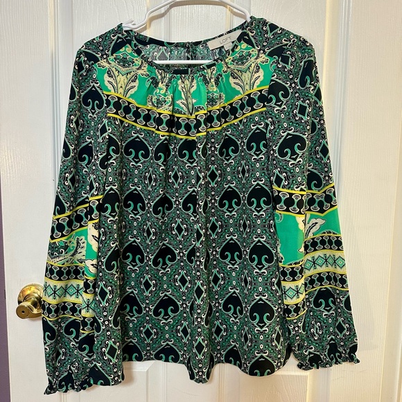 LOFT Tops - LOFT Medium Long Sleeve Vibrant Green Geometric Floral Paisley Print Blouse